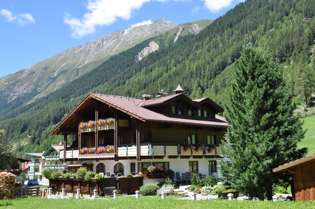 Ferienhaus Brigitte Лангенфельд Экстерьер фото